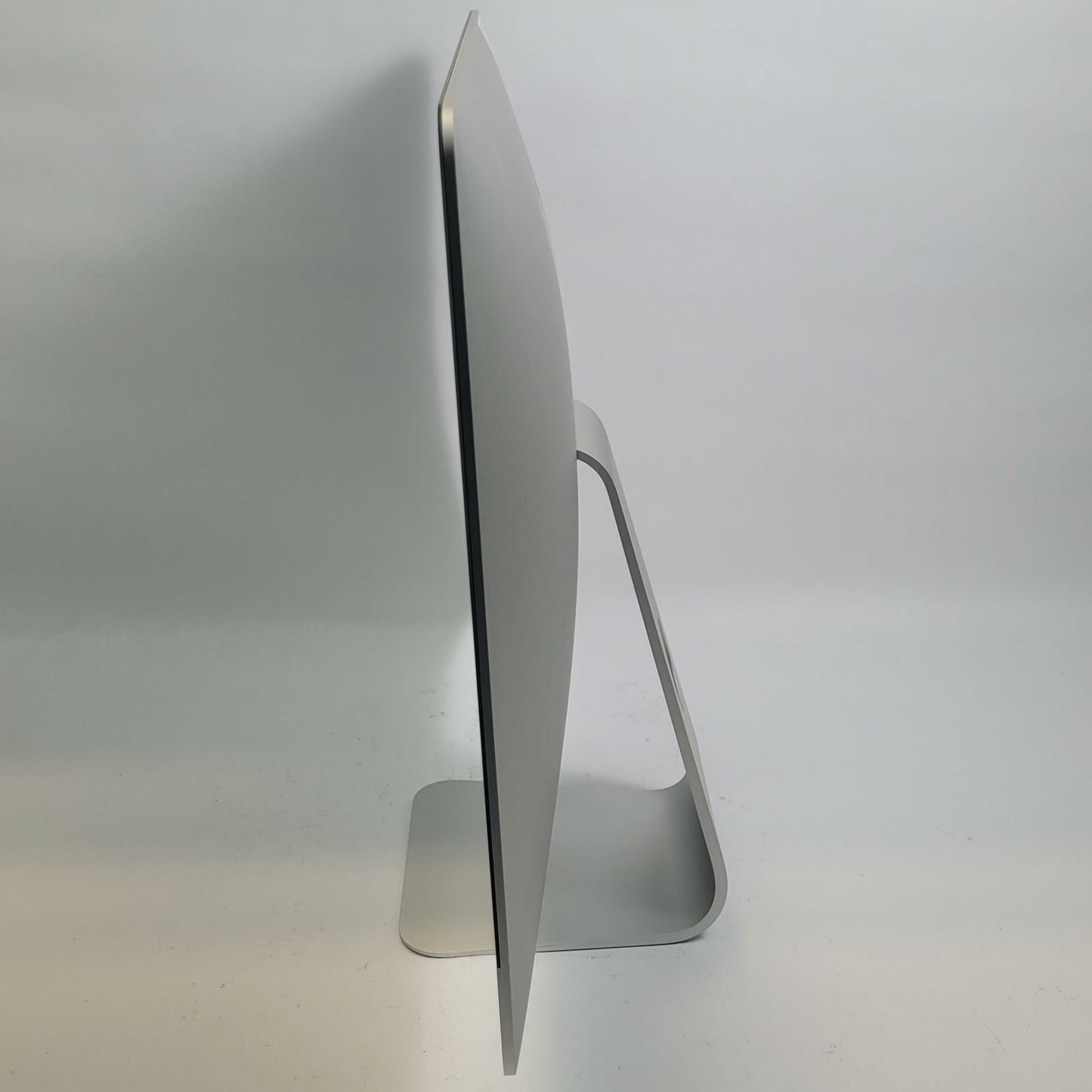 APPLE A1418 MacOS Monterey i5-5675R 16GB RAM 1TB Fusion Drive | Grade B |