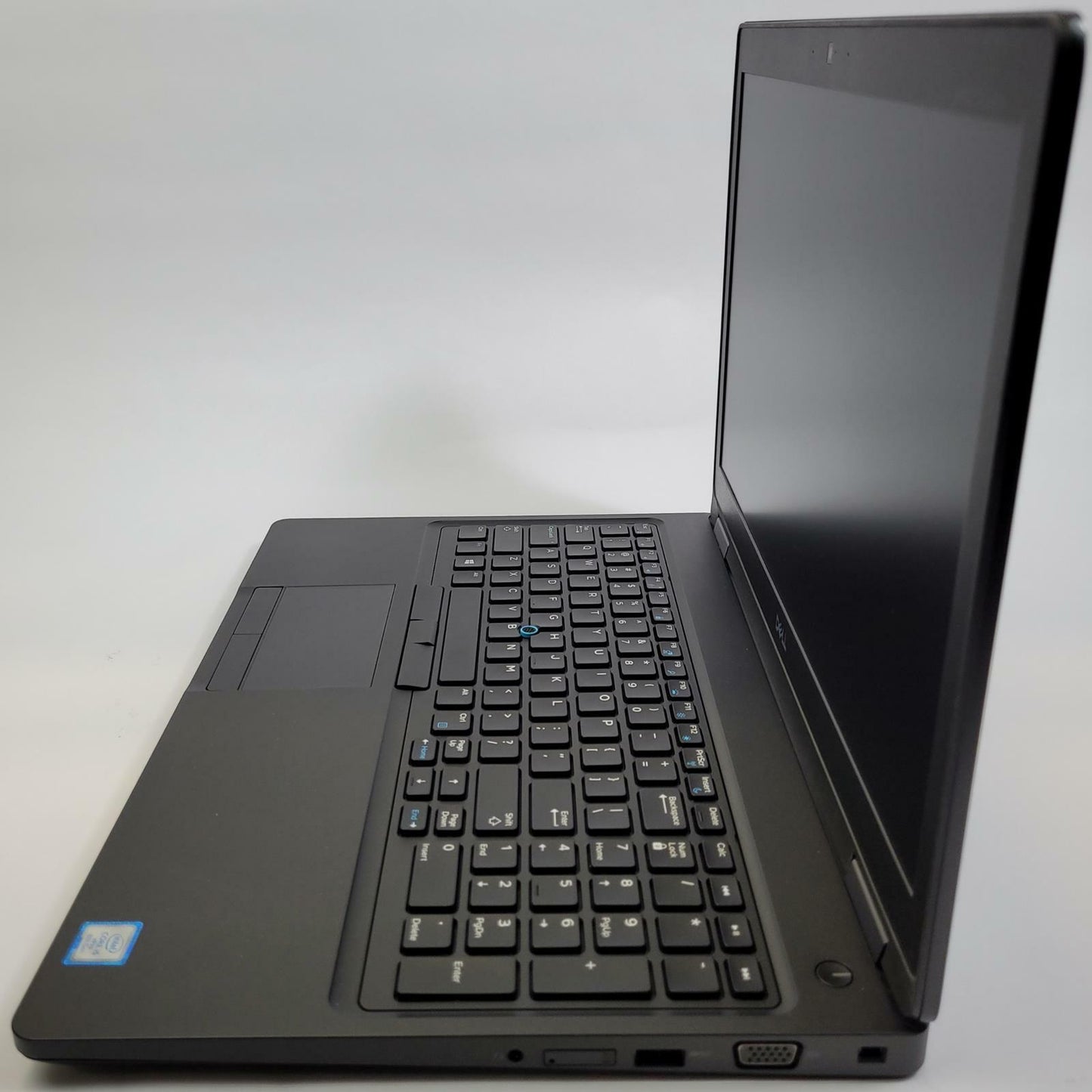 DELL LATITUDE 5590 Win 11 i5-8350U 16GB RAM 128GB M.2 | Grade B | 13358