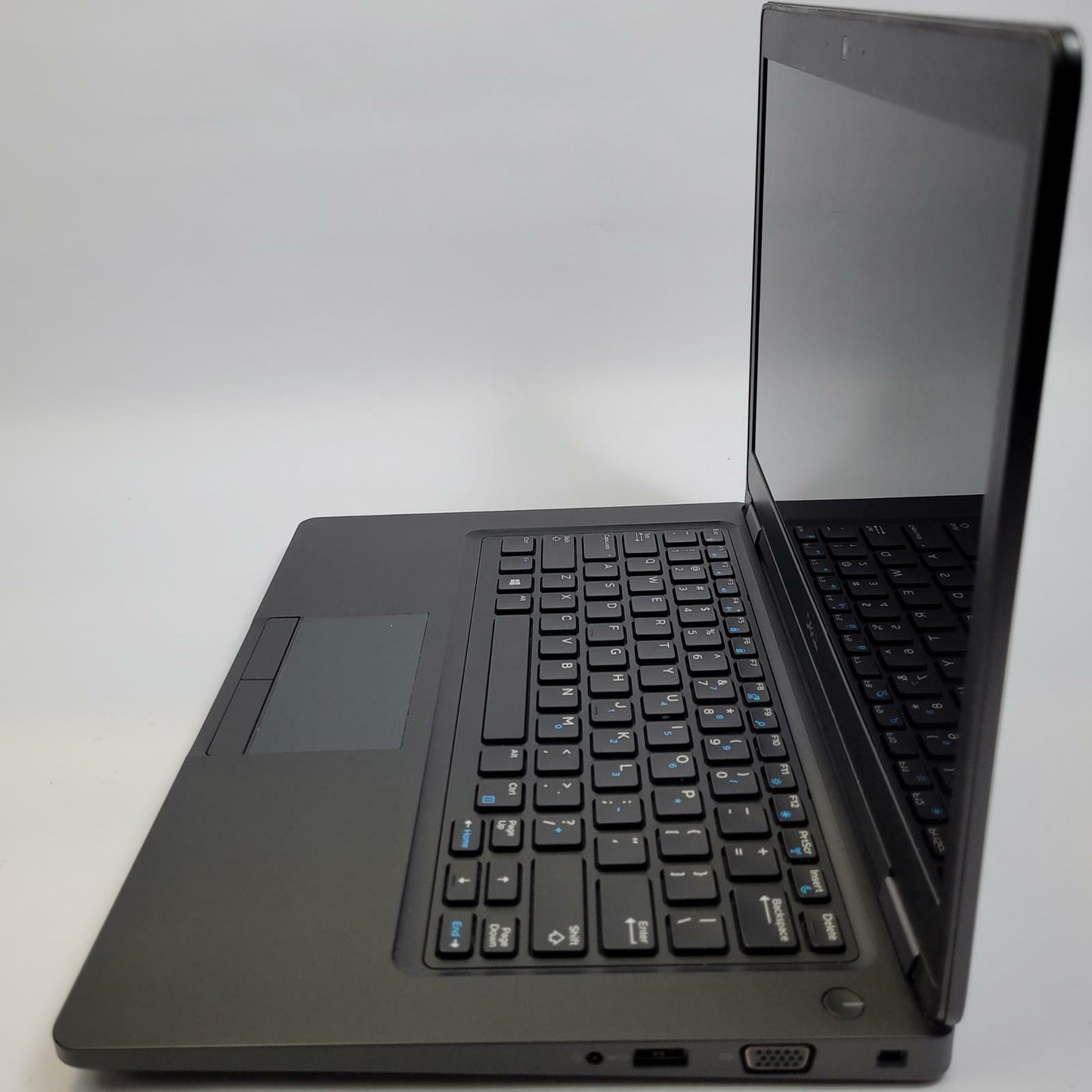 DELL LATITUDE 5490 Windows 11 Home i5-8350U 8GB RAM 128GB M.2 | Grade B