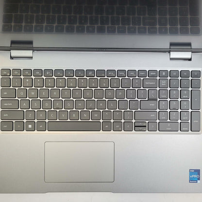 DELL LATITUDE 5540 Win 11 i7-1355U 16GB RAM 256GB NVME | Grade B | 15348