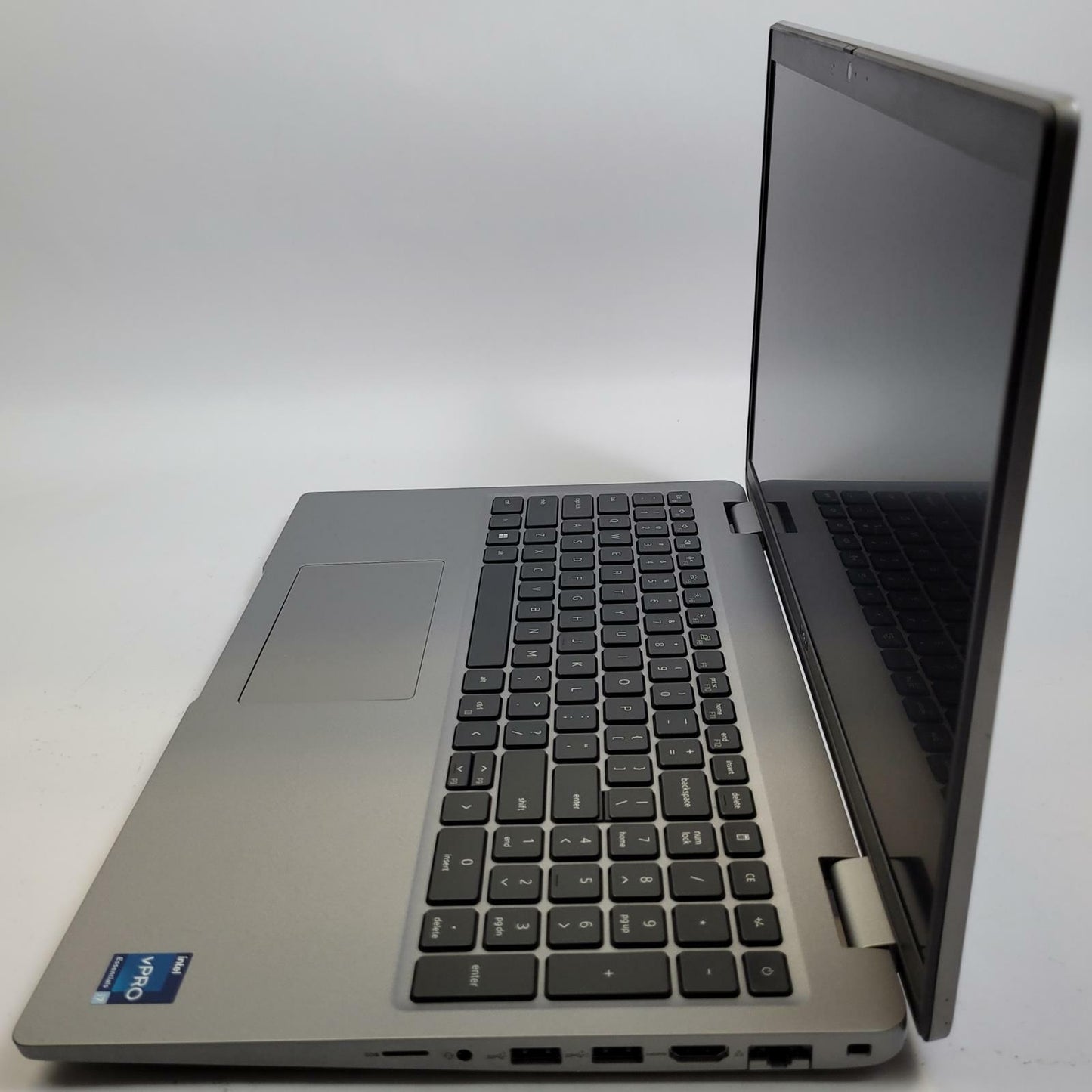 DELL LATITUDE 5540 Win 11 i7-1355U 16GB RAM 256GB NVME | Grade B | 15348