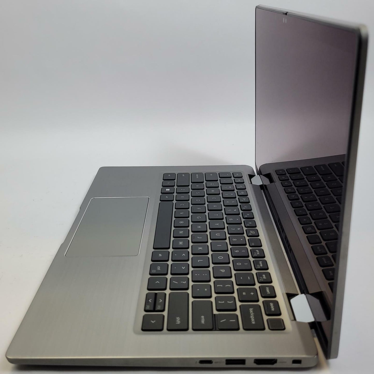 DELL LATITUDE 7430 Windows 11 Home Core i7 1265U 16GB RAM 256GB NVME | Grade C