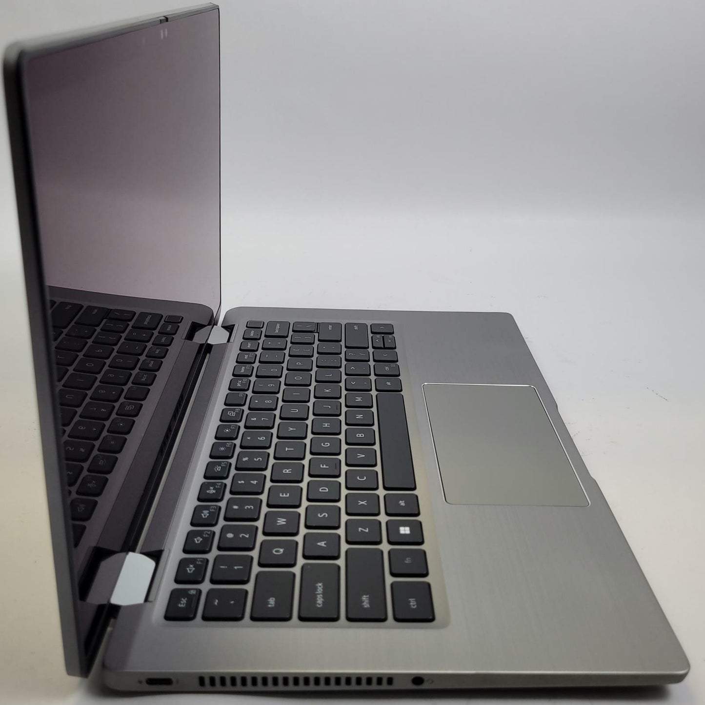 DELL LATITUDE 7430 Windows 11 Home Core i7 1265U 16GB RAM 256GB NVME | Grade C