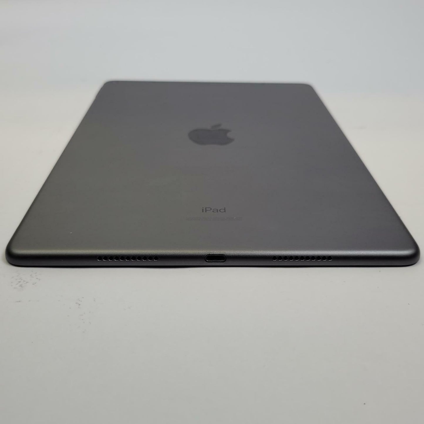 APPLE iPad Air (3rd Gen) MV1H2LL/A 64GB Tablet SPACE GRAY | Grade C | 14930