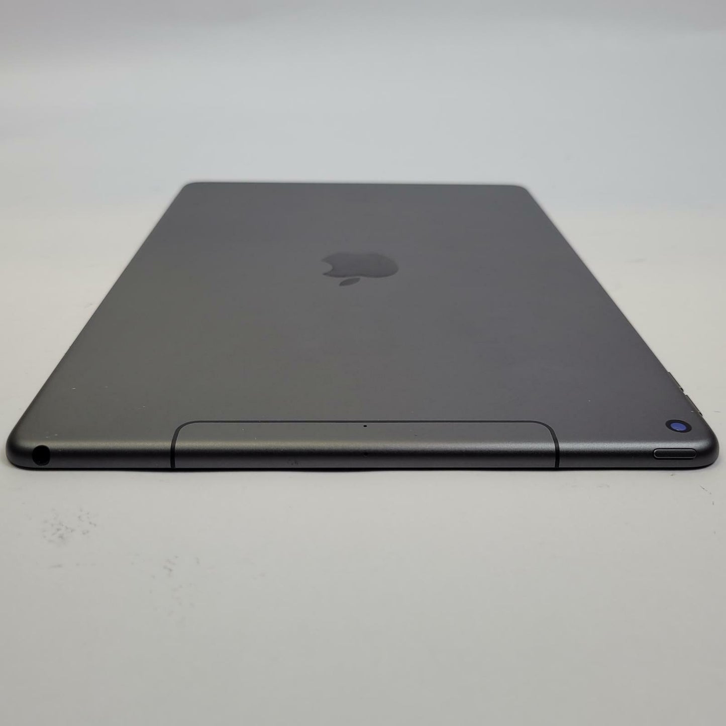 APPLE iPad Air (3rd Gen) MV1H2LL/A 64GB Tablet SPACE GRAY | Grade C | 14930