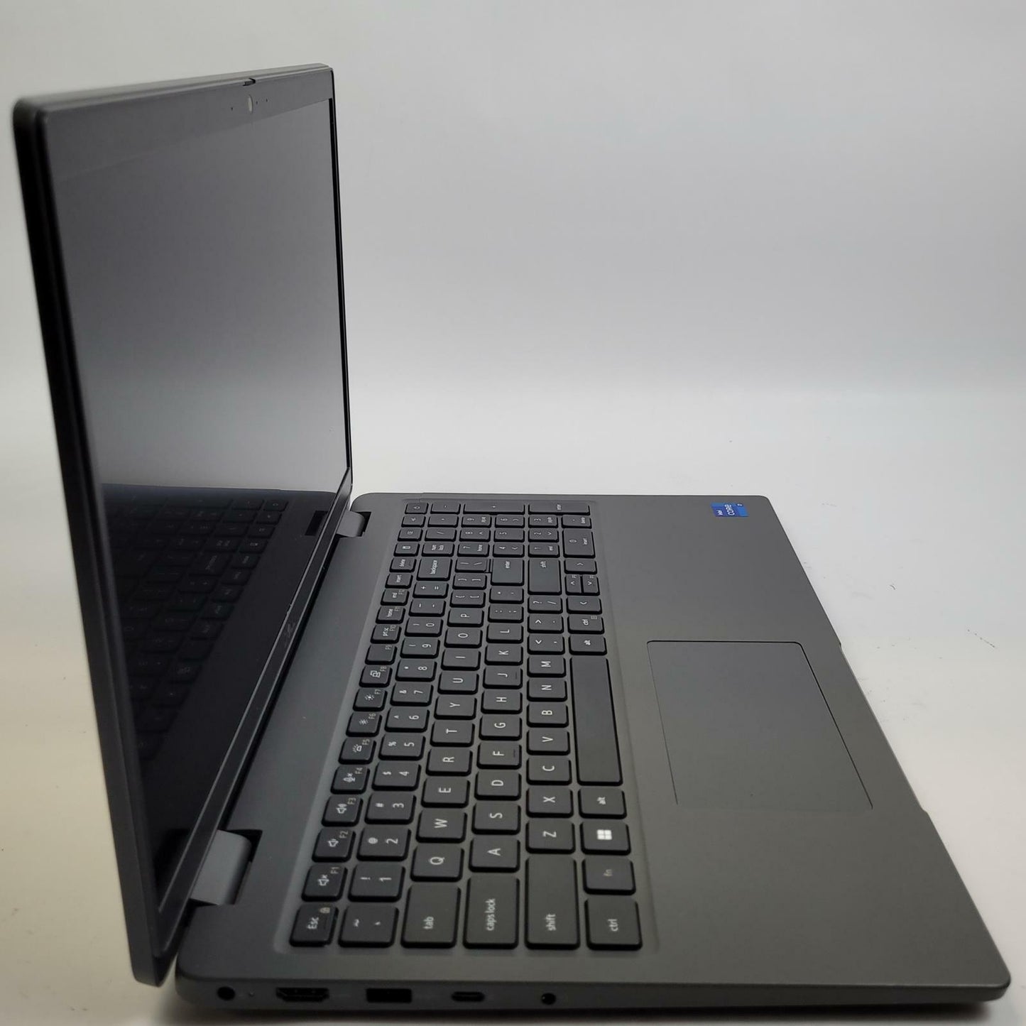 DELL LATITUDE 3540 Win 11 i7 1355U 16GB RAM 256GB NVME | Grade D | 15415