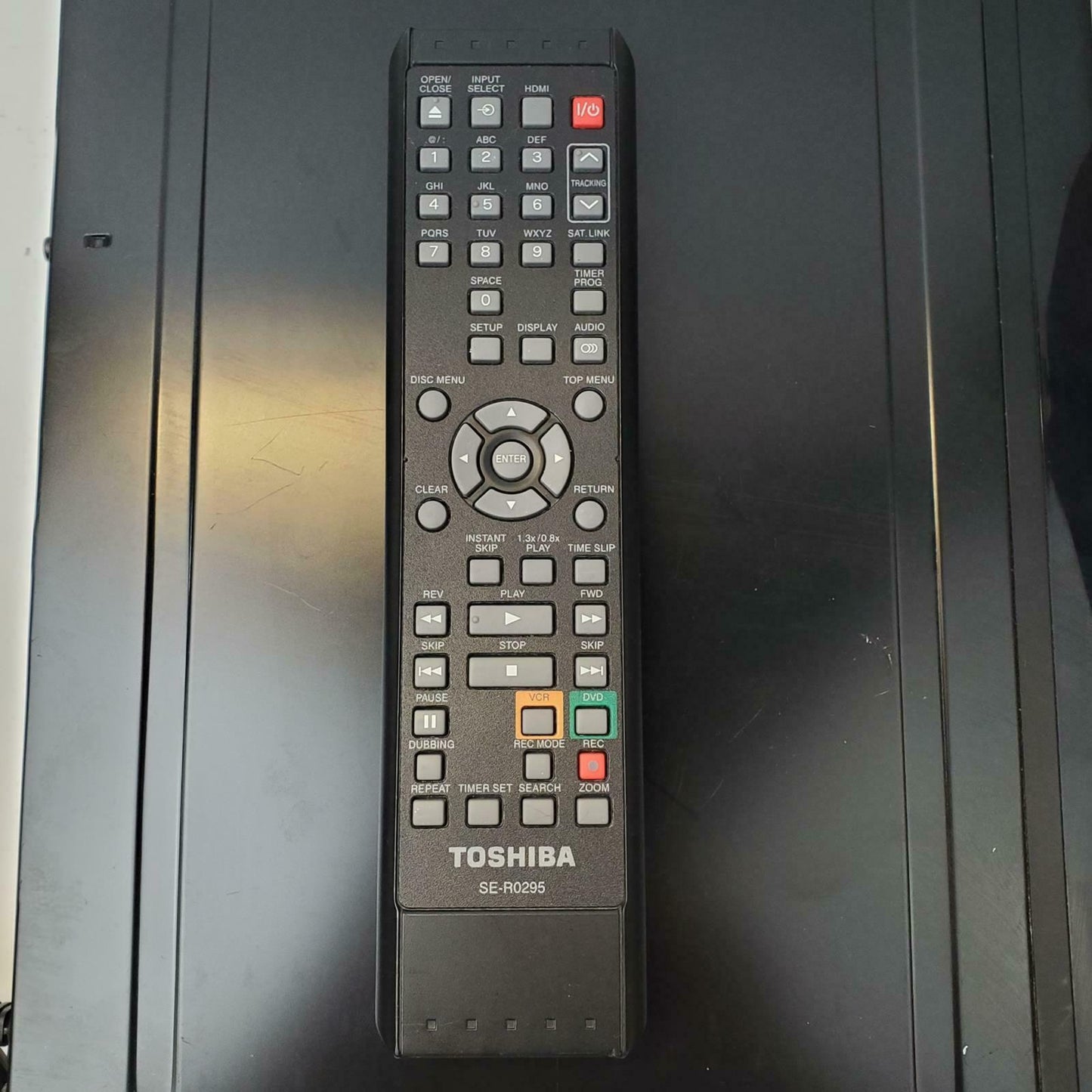TOSHIBA DR570KU DVD Recorder/Player w/ Remote | Grade D