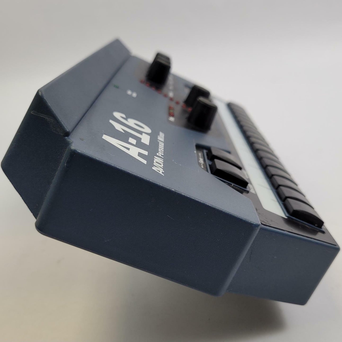 Aviom A-16 Personal Monitor Mixer | Grade F