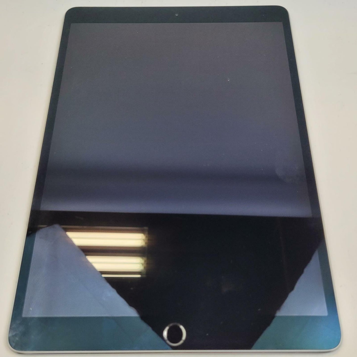 APPLE iPad Pro 10.5" MQF32LL/A 64GB WiFi Tablet SPACE GRAY | Grade C | 14906