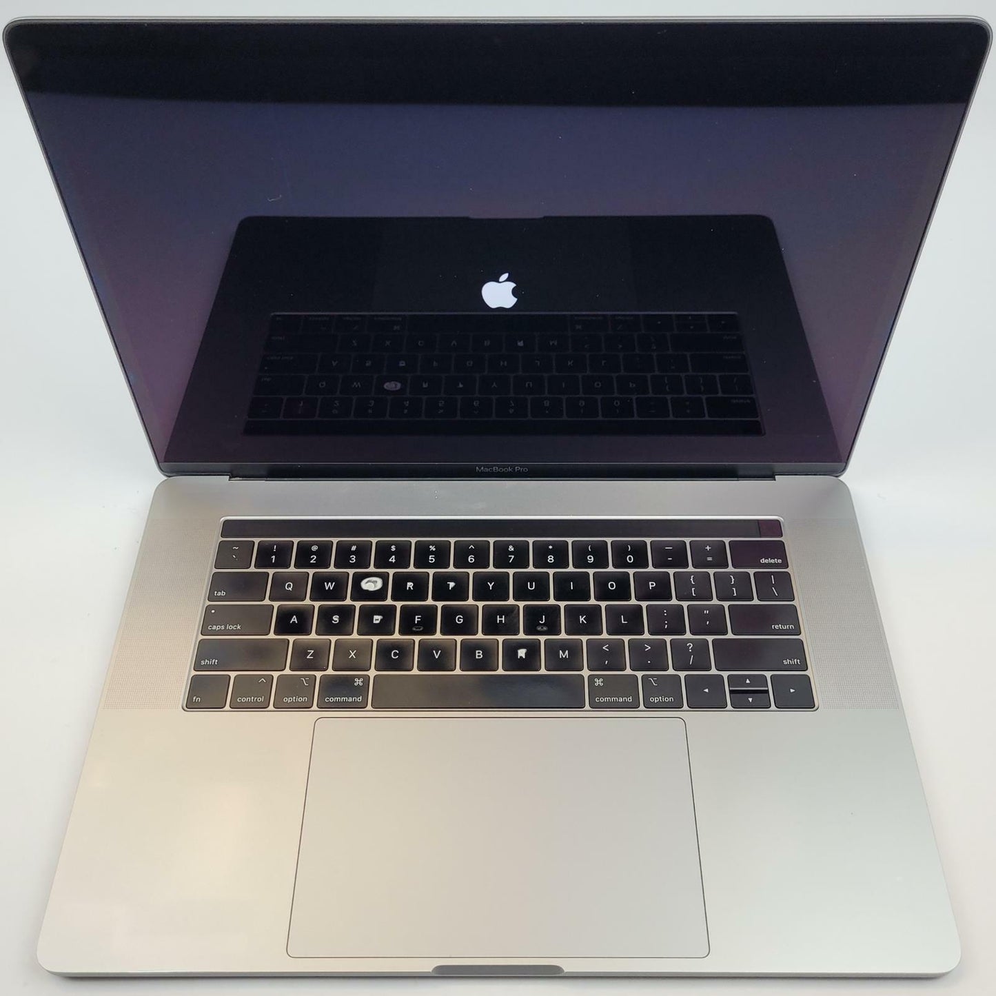 APPLE MacBook Pro A1990 MacOS Sonoma i7-9750H 16.00GB RAM 251GB NVME | Grade D