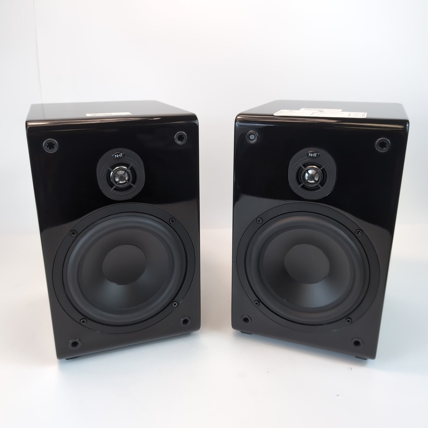 NHT SB2 2-Way 8 Ohm 150 Watt Bookshelf Speakers (Pair) | Grade B